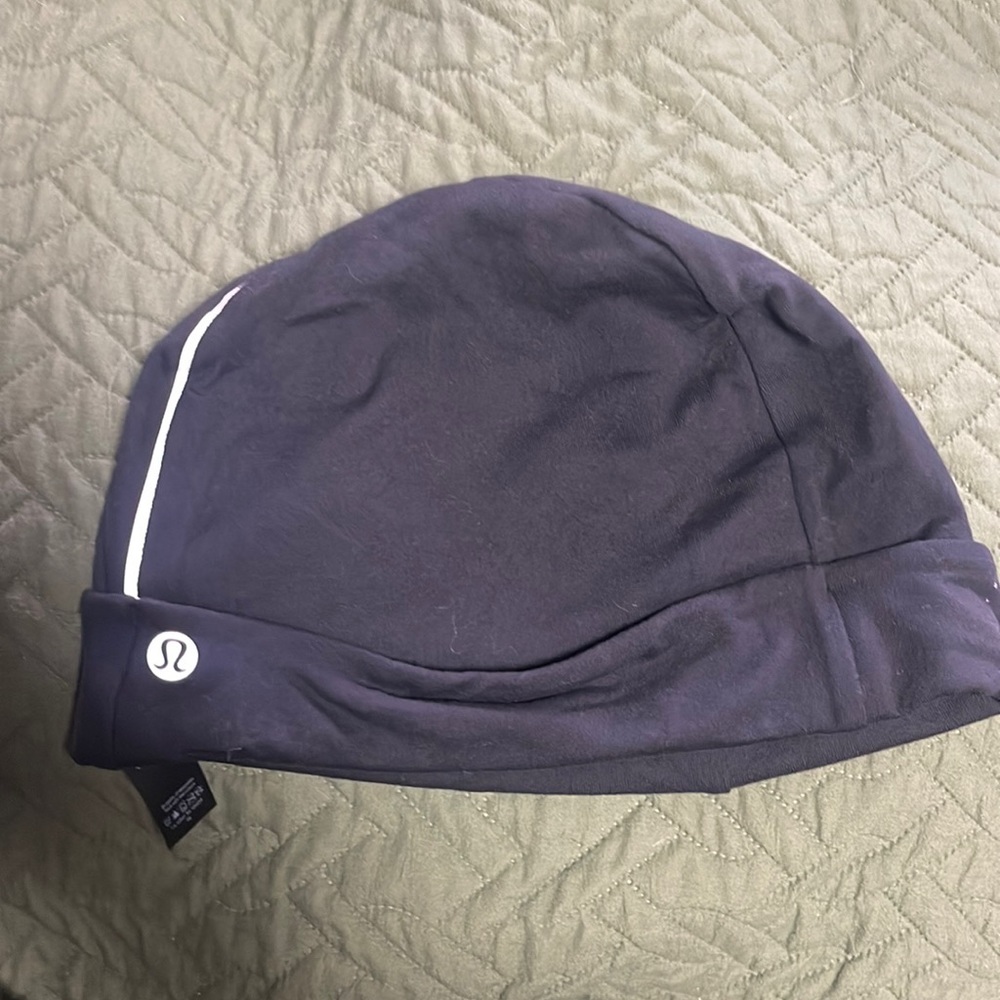 Lululemon beanie